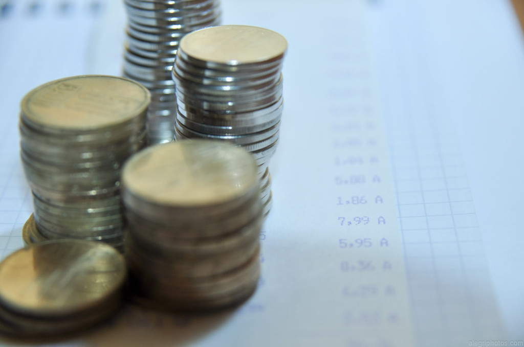 Get Out Of Debt in 2012: The Debt Snowball and Snowflake Methods
